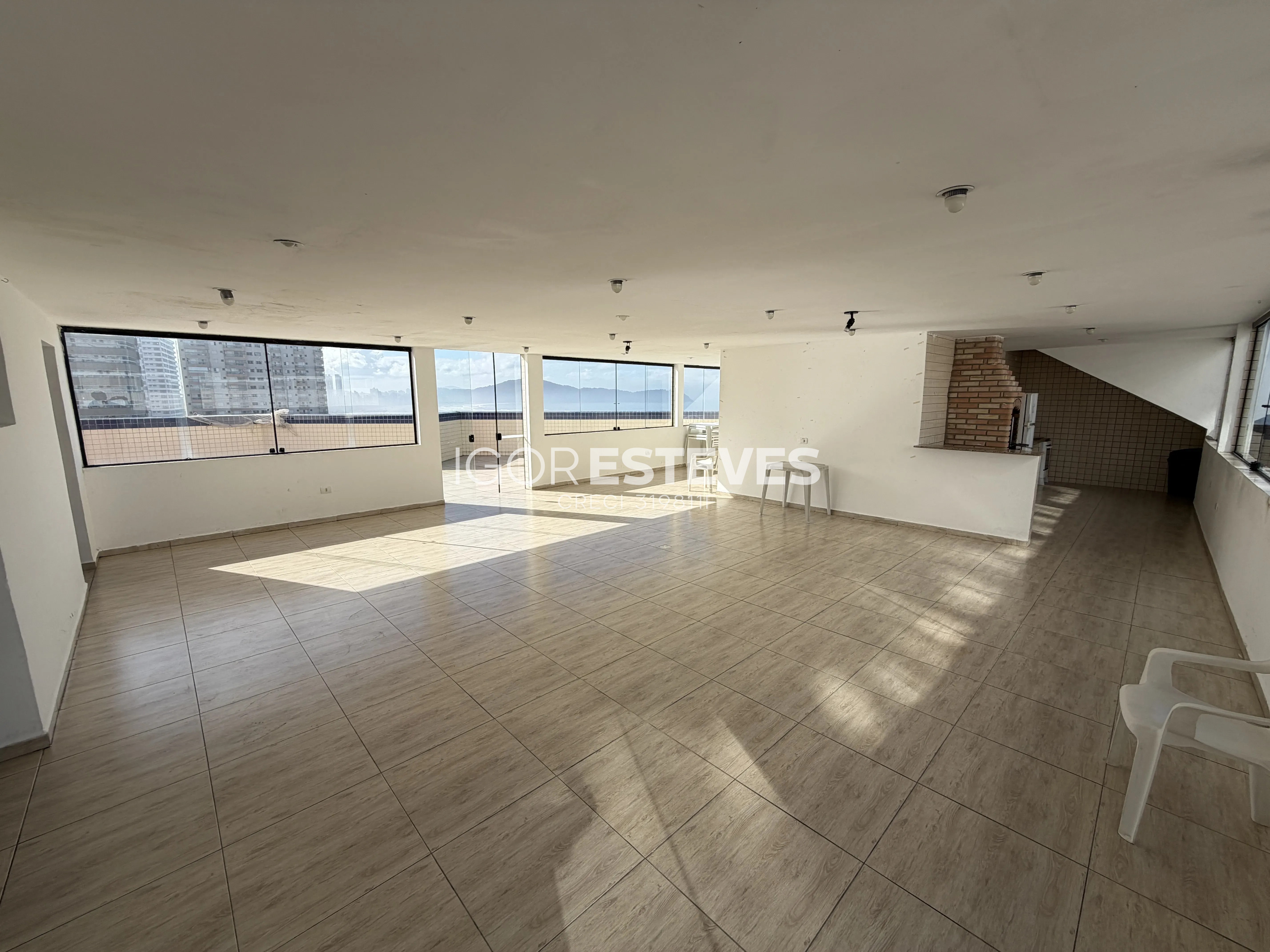 Apartamento a 50m da Praia, Campo Aviação