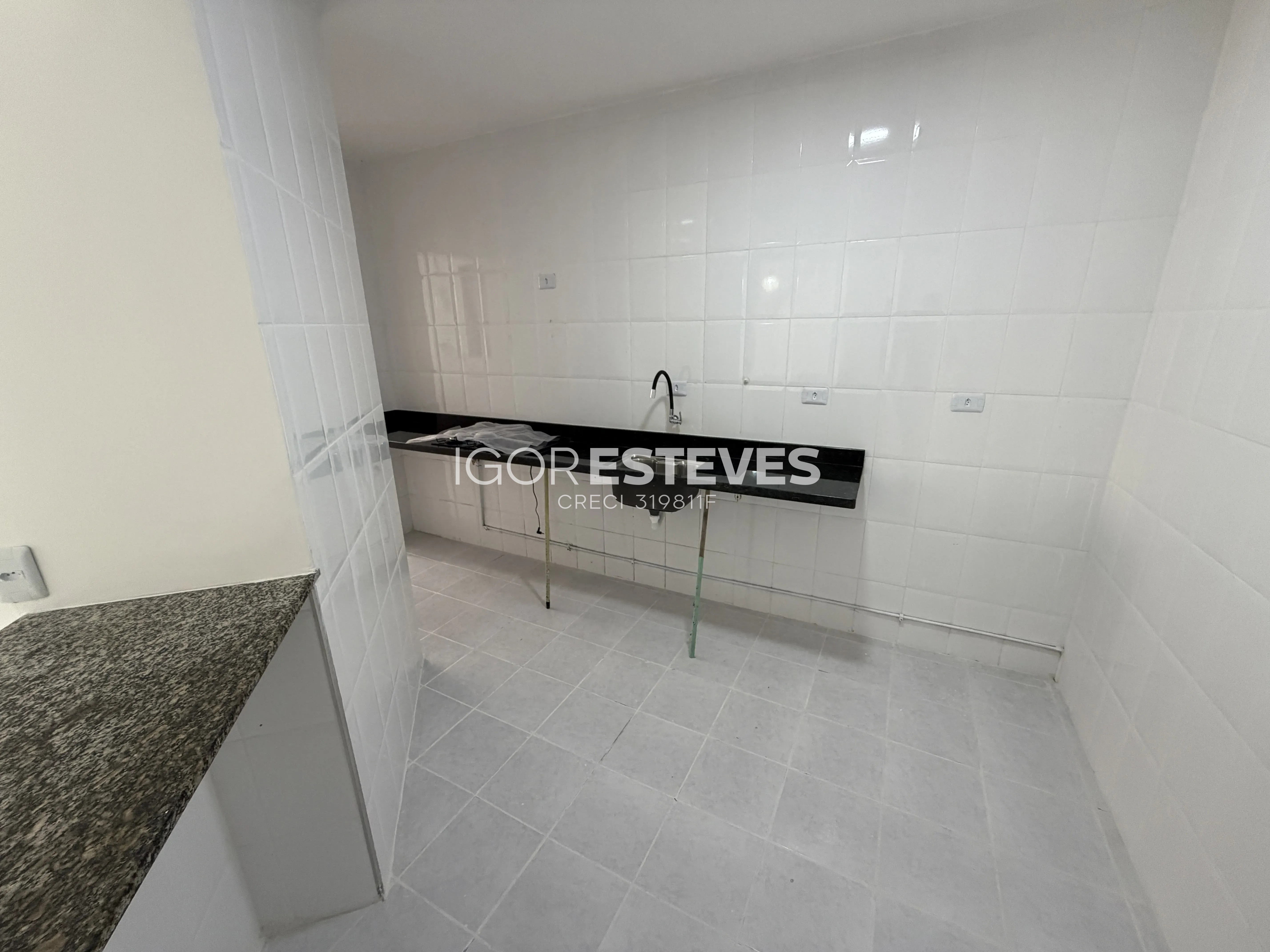 Apartamento a 50m da Praia, Campo Aviação